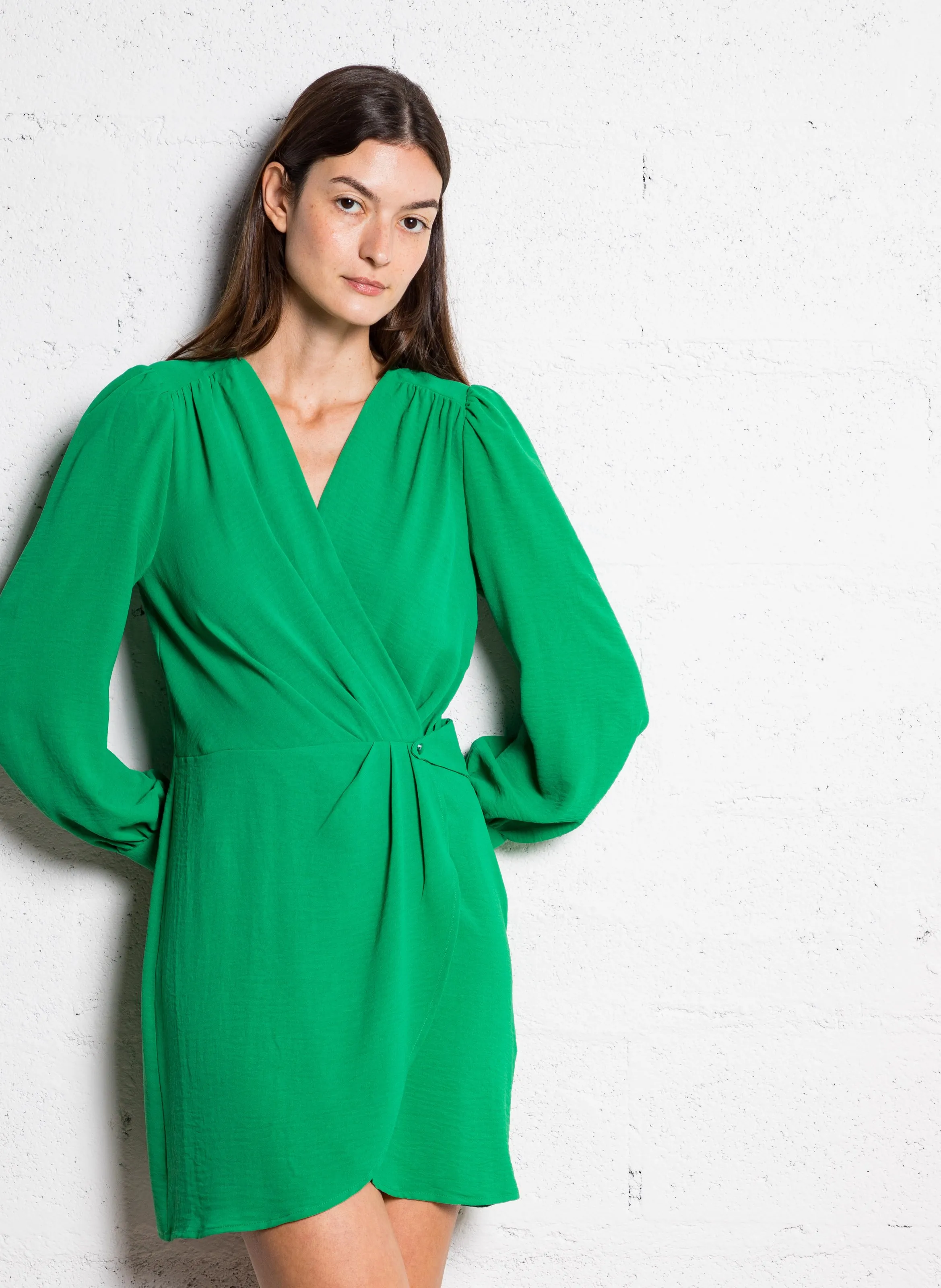  LA PETITE ETOILE   RACHEL - Abito longuette sciancrato con scollo a V | Verde