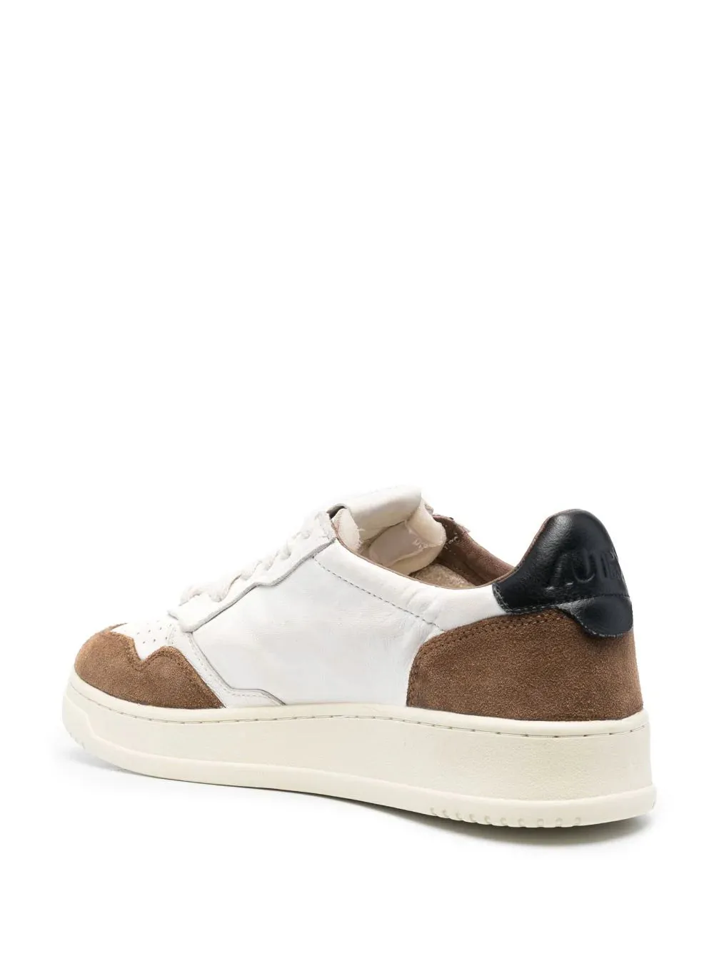 Sneaker Autry con applicazione logo