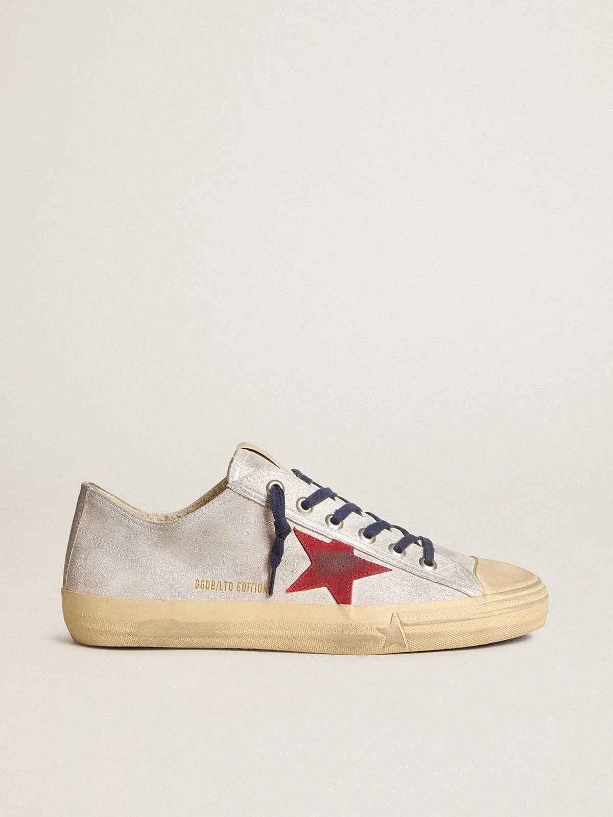 V-Star Uomo LTD in suede laminato argento con stella in suede rosso